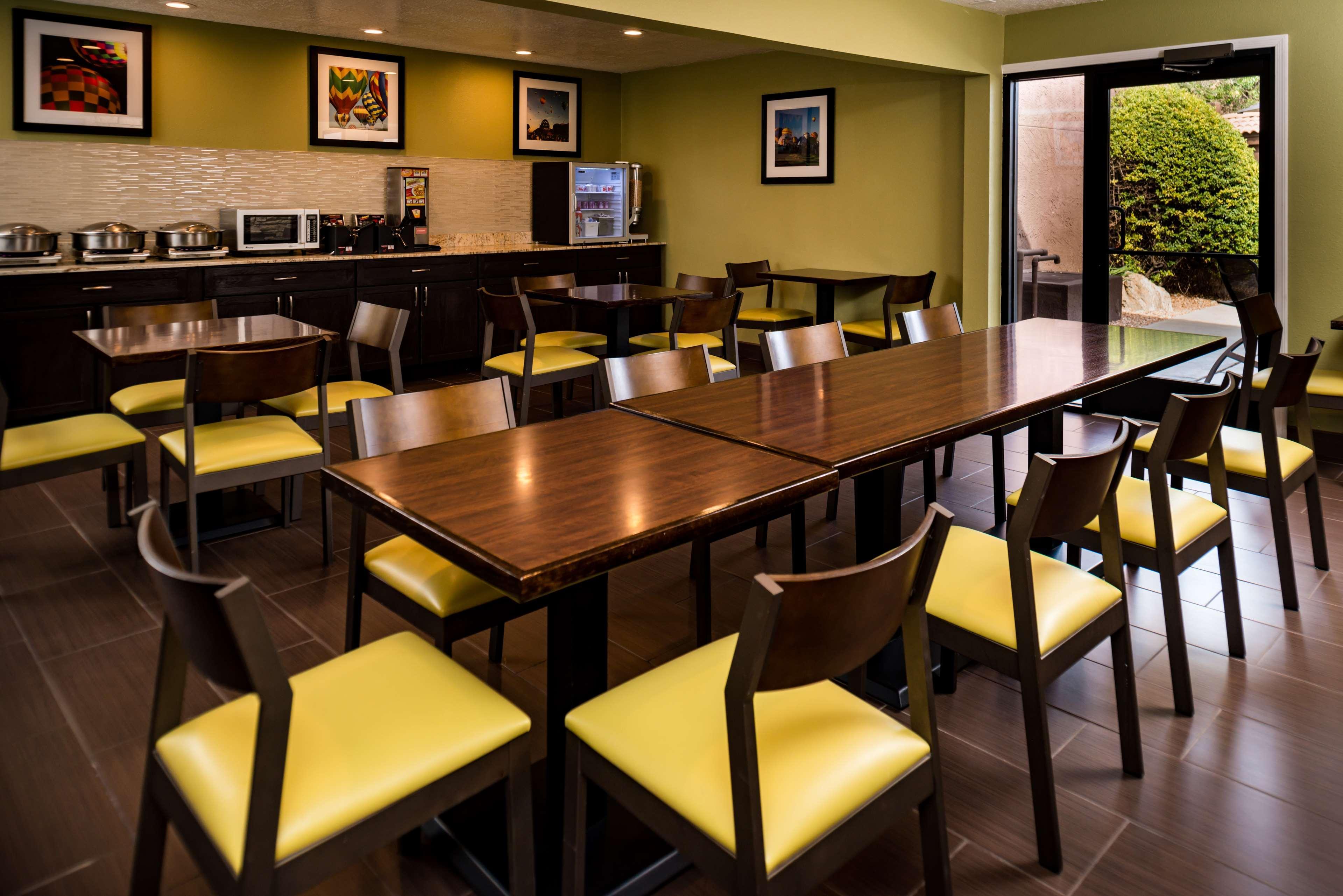 Best Western Airport Albuquerque Innsuites Hotel & Suites Kültér fotó