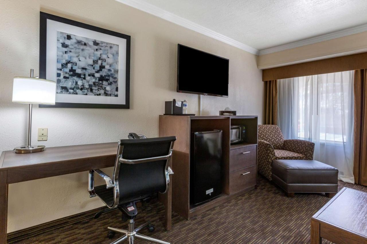 Best Western Airport Albuquerque Innsuites Hotel & Suites Kültér fotó